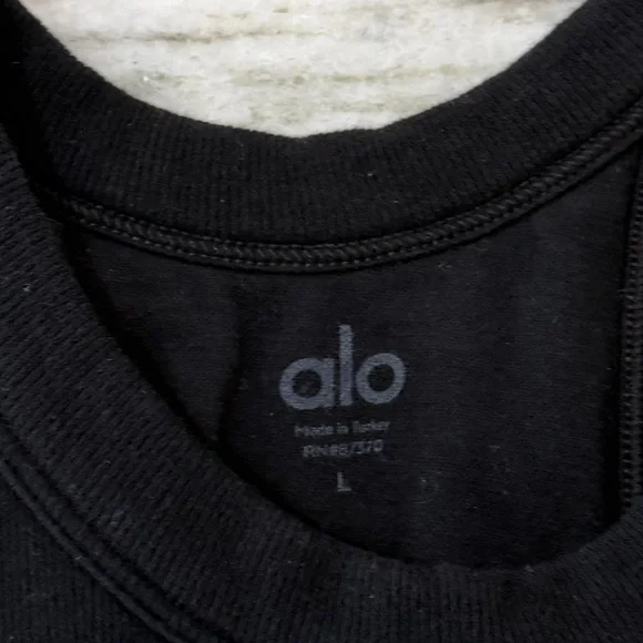 ALO Yoga Black Sports Bra - Picture 7 of 7